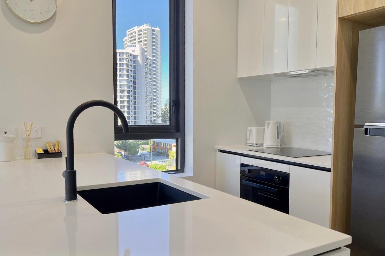 E.S. Surfers Paradise Apartment Gold Coast Luaran gambar